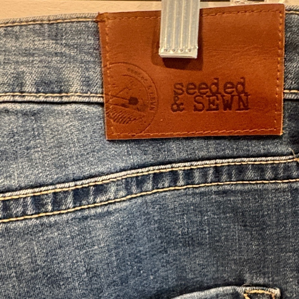 Adam Men's Relaxed Fit Indigo Jeans - Picture 7 of 7